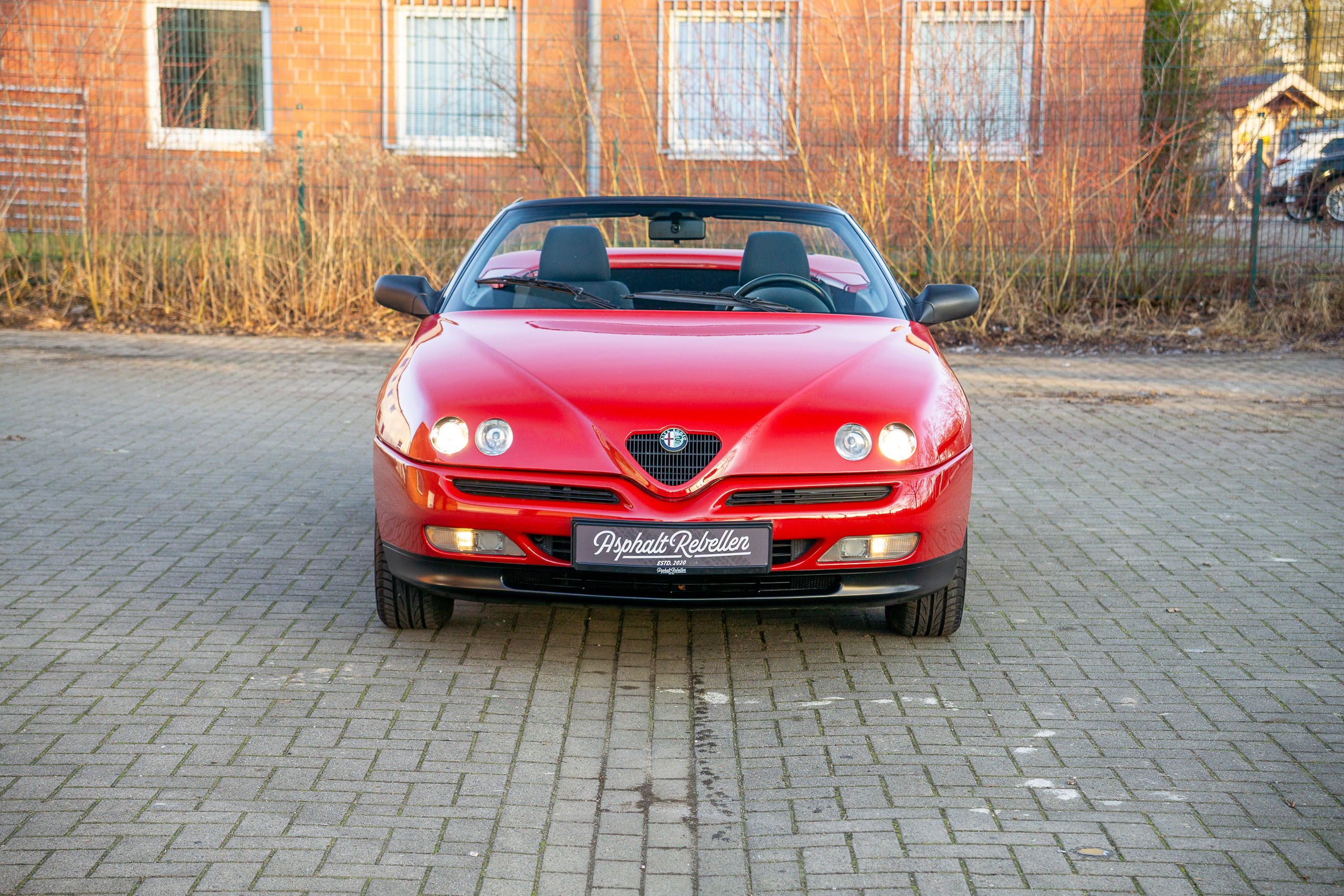Alfa_Romeo_Twin_Spark_Spider_Oldtimer_002