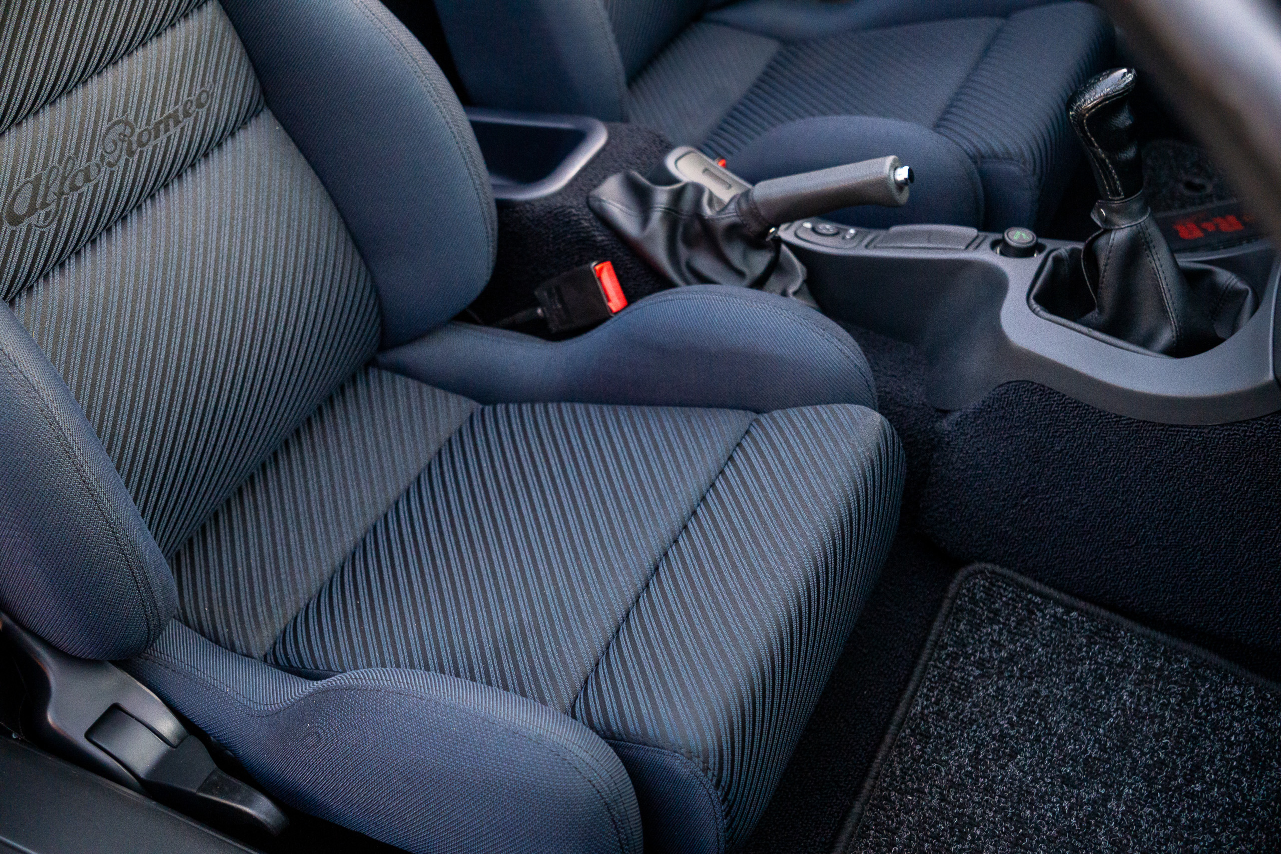 Alfa_Romeo_Twin_Spark_Spider_Oldtimer_034