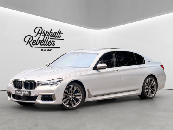 BMW M760Li xDrive V12