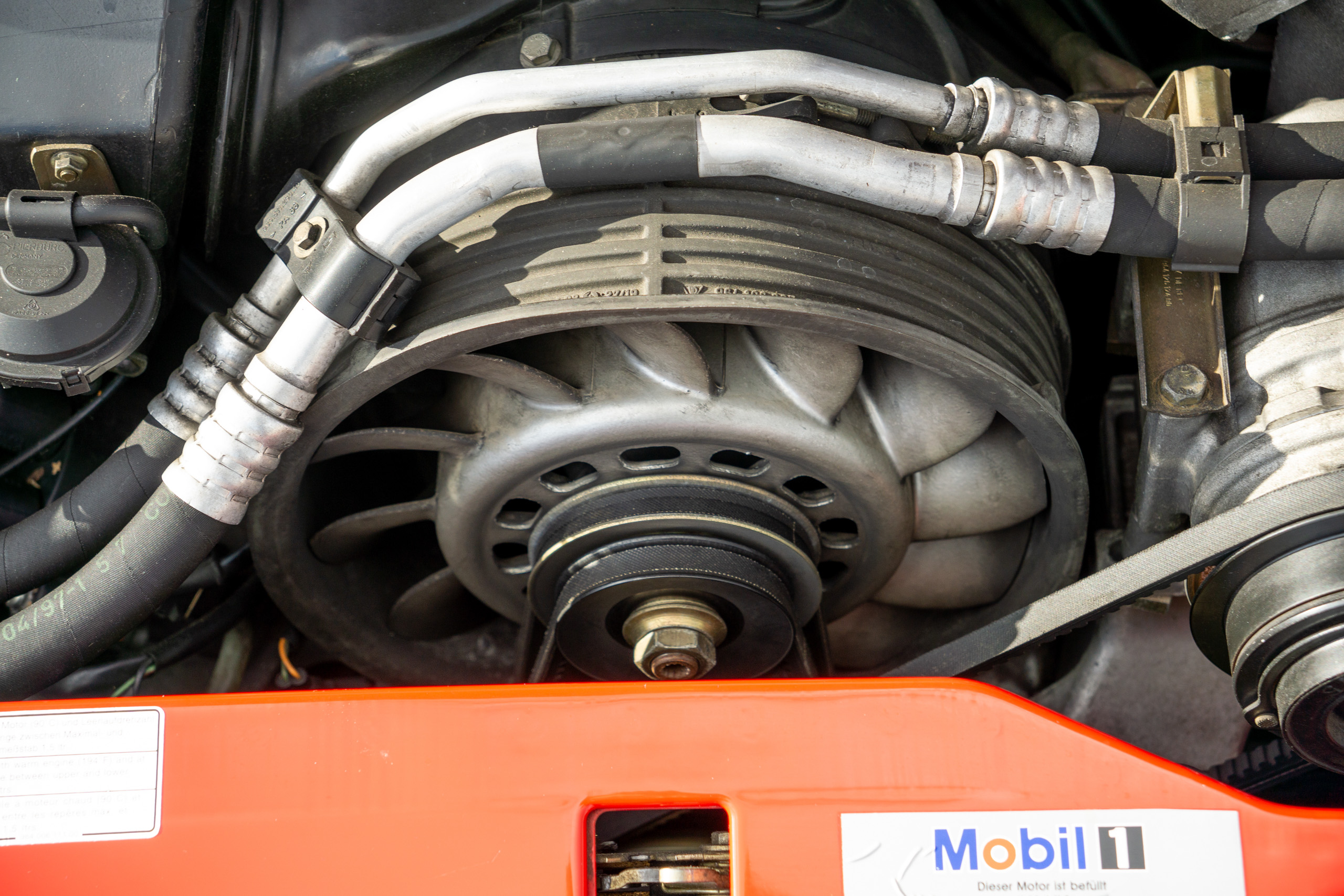 Porsche_993_4S_Coupe_Klassiker_099