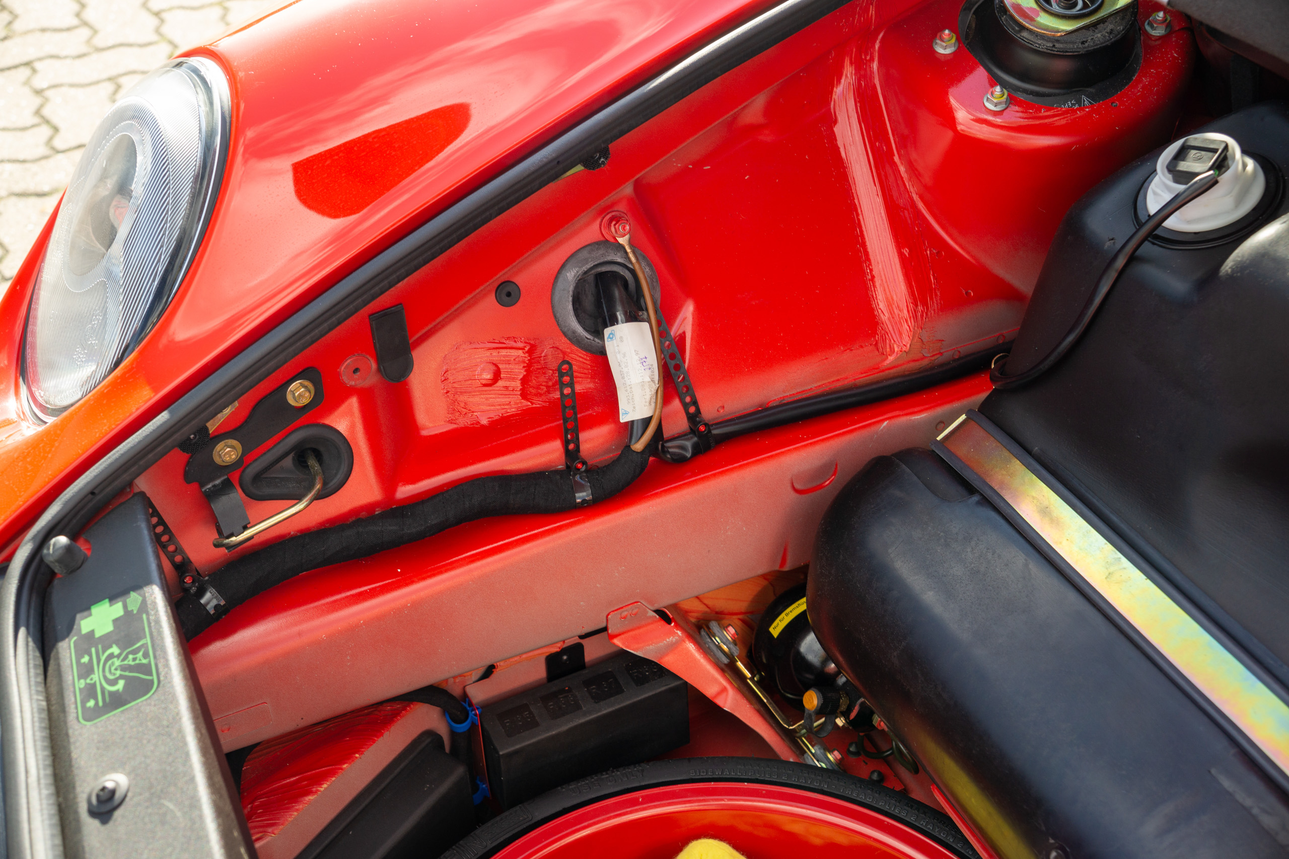 Porsche_993_4S_Coupe_Klassiker_113